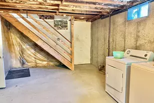 68 Hastings St, Greenfield, MA 01301 - Photo 23
