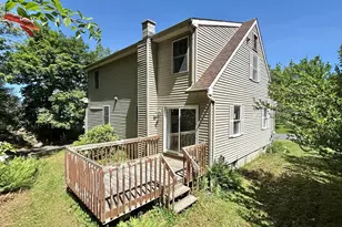 68 Hastings St, Greenfield, MA 01301 - Photo 3