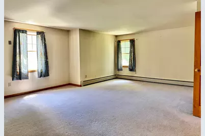 68 Hastings St, Greenfield, MA 01301 - Photo 17