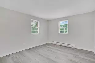 1304 Elm St, West Springfield, MA 01089 - Photo 13