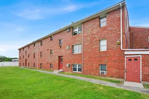 1304 Elm St, West Springfield, MA 01089 - Photo 15