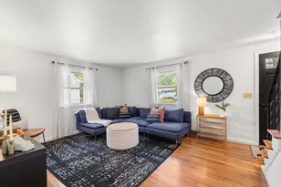 88 Hathaway St, Wareham, MA 02571 - Photo 5