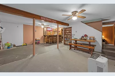 52 Crestwood, Southbridge, MA 01550 - Photo 13