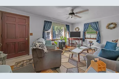 52 Crestwood, Southbridge, MA 01550 - Photo 11