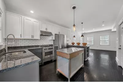 256 Bowen #2, Boston, MA 02127 - Photo 11