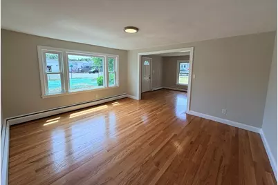 103 Brook St, Clinton, MA 01510 - Photo 5