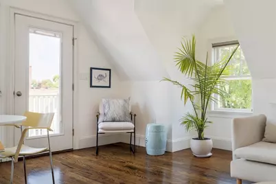 27 Albion Street #3, Somerville, MA 02143 - Photo 9