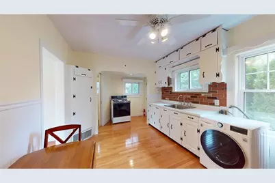 233 Florence Ave, Arlington, MA 02476 - Photo 15