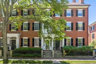 33 Chestnut St, Salem, MA 01970 - Photo 1