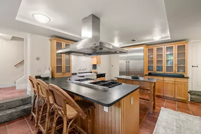 33 Chestnut St, Salem, MA 01970 - Photo 15