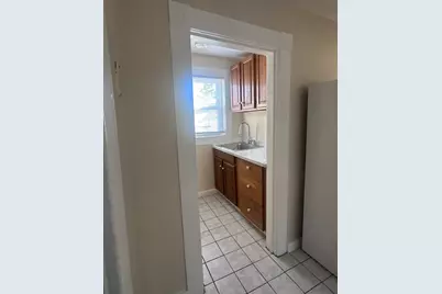148 B St., Lowell, MA 01851 - Photo 3