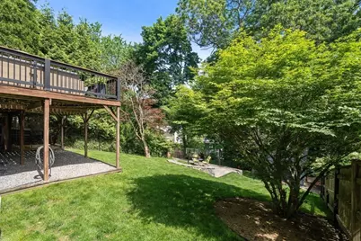 109 Whitcomb Ave, Boston, MA 02130 - Photo 33