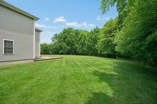 69 Merrimac St, Dartmouth, MA 02748 - Photo 37
