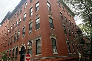 19 Revere St, Boston, MA 02114 - Photo 15