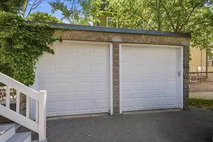 87 Winthrop St, Medford, MA 02155 - Photo 25