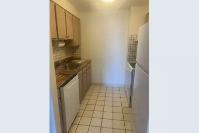 750 Davol St #221, Fall River, MA 02720 - Photo 5