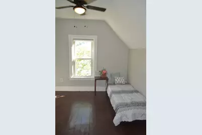 556 Church St, Northbridge, MA 01588 - Photo 11