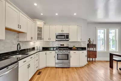 67 Cohasset St #1, Boston, MA 02131 - Photo 17