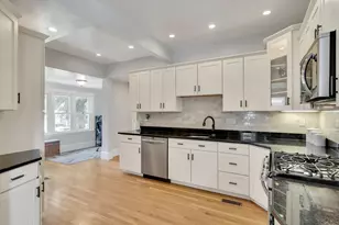 67 Cohasset St, Boston, MA 02131 - Photo 15