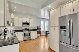 67 Cohasset St, Boston, MA 02131 - Photo 19