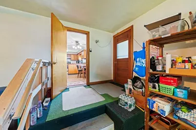 111 Hamilton St, Saugus, MA 01906 - Photo 23