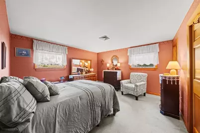 111 Hamilton St, Saugus, MA 01906 - Photo 17