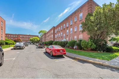19 Englewood Ave #2, Brookline, MA 02445 - Photo 13