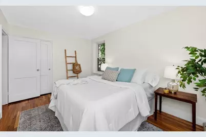 19 Englewood Ave #2, Brookline, MA 02445 - Photo 7