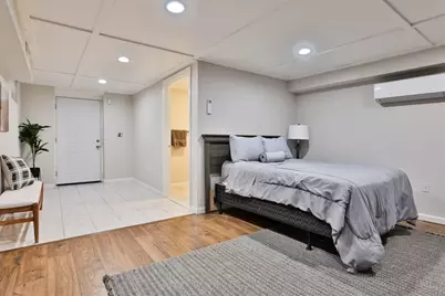16 Endicott St, Saugus, MA 01906 - Photo 33