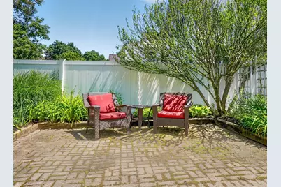 79 Baxter St, Melrose, MA 02176 - Photo 33