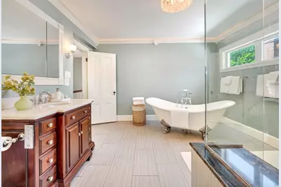 79 Baxter St, Melrose, MA 02176 - Photo 21