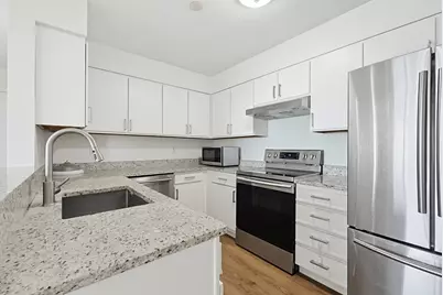 30 Chelsea St #814, Everett, MA 02149 - Photo 5