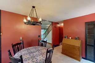 203 Lakeview Ave, Tyngsborough, MA 01879 - Photo 9