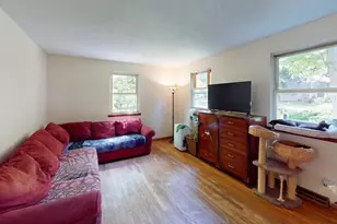 203 Lakeview Ave, Tyngsborough, MA 01879 - Photo 5