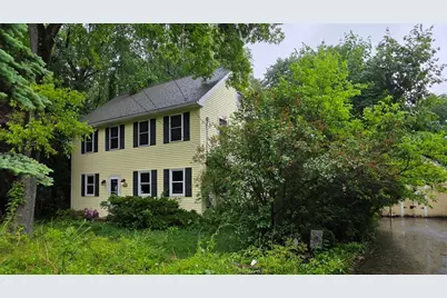 203 Lakeview Ave, Tyngsborough, MA 01879 - Photo 3