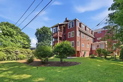 16 Middlesex St #8, Chelmsford, MA 01863 - Photo 1