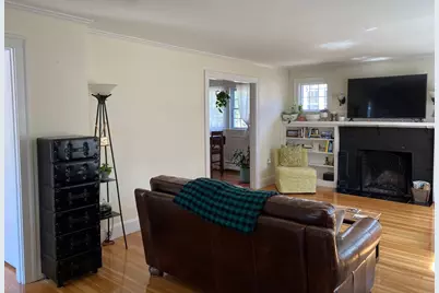22 Cleveland Rd, Wellesley, MA 02481 - Photo 11