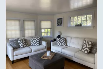 22 Cleveland Rd, Wellesley, MA 02481 - Photo 9