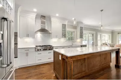 7 Park St, Lexington, MA 02421 - Photo 3