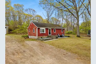 9 Hillside Ave, Berkley, MA 02779 - Photo 3