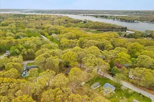 9 Hillside Ave, Berkley, MA 02779 - Photo 25