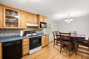 9 Hillside Ave, Berkley, MA 02779 - Photo 13