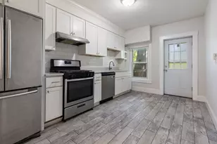64 Florida St, Boston, MA 02124 - Photo 5