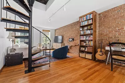 36 Hanson St, Boston, MA 02118 - Photo 15