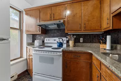 36 Hanson St, Boston, MA 02118 - Photo 13