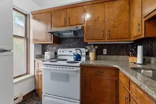 36 Hanson St, Boston, MA 02118 - Photo 13