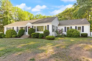 10 Hornbeam Hill Rd, Chelmsford, MA 01824 - Photo 3
