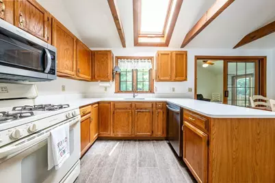 18 Goat Field Ln, Barnstable, MA 02601 - Photo 7