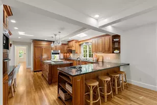 1 Kenilworth Cir, Wellesley, MA 02482 - Photo 9
