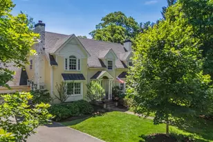1 Kenilworth Cir, Wellesley, MA 02482 - Photo 1